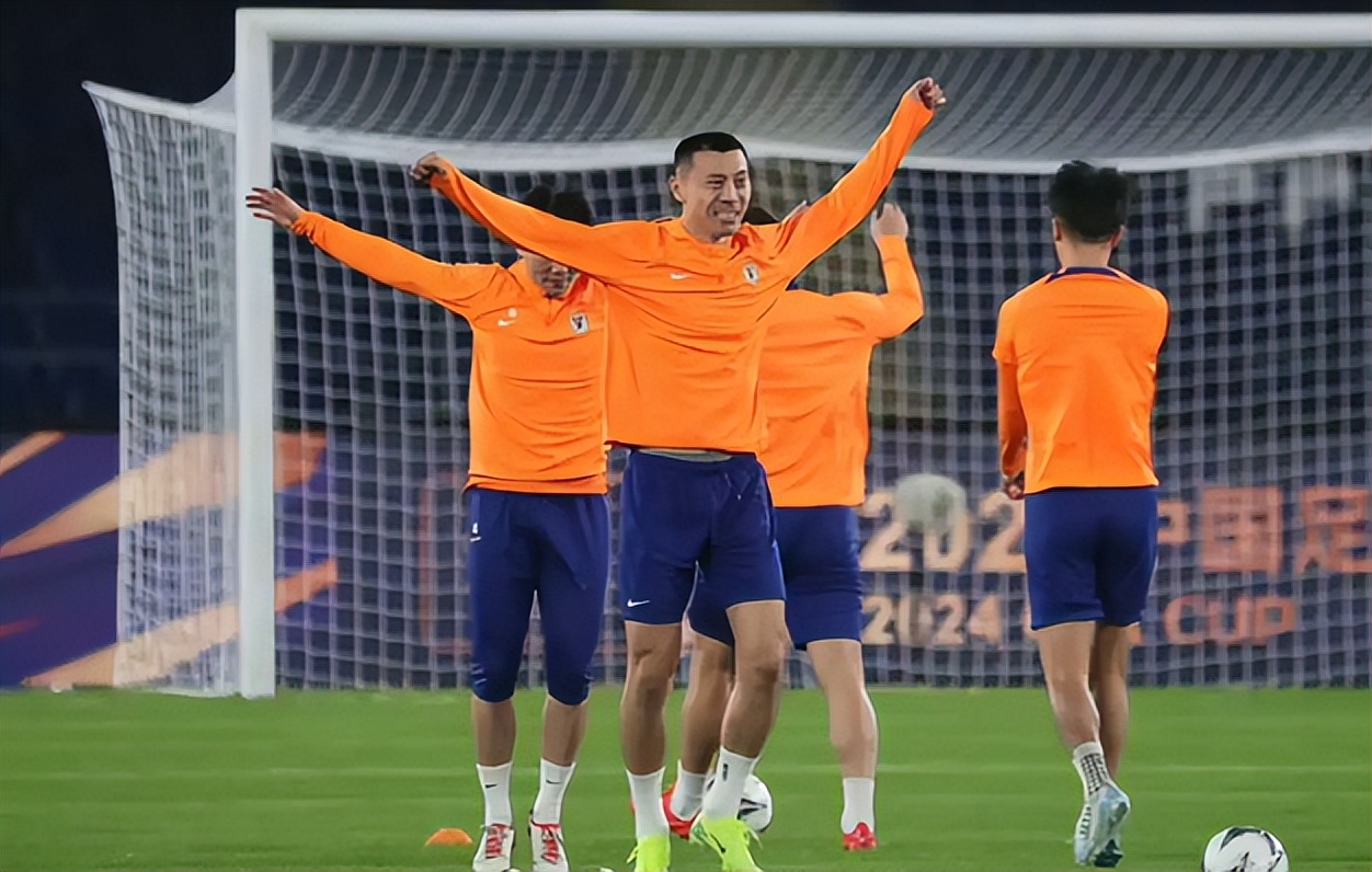 山东鲁能胜算看涨,队伍整体表现尤为出色 山东鲁能胜算看涨,队伍整体表现尤为出色