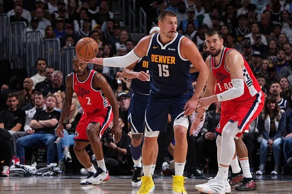 快船主场负于掘金,连续两场不胜 快船主场负于掘金,连续两场不胜