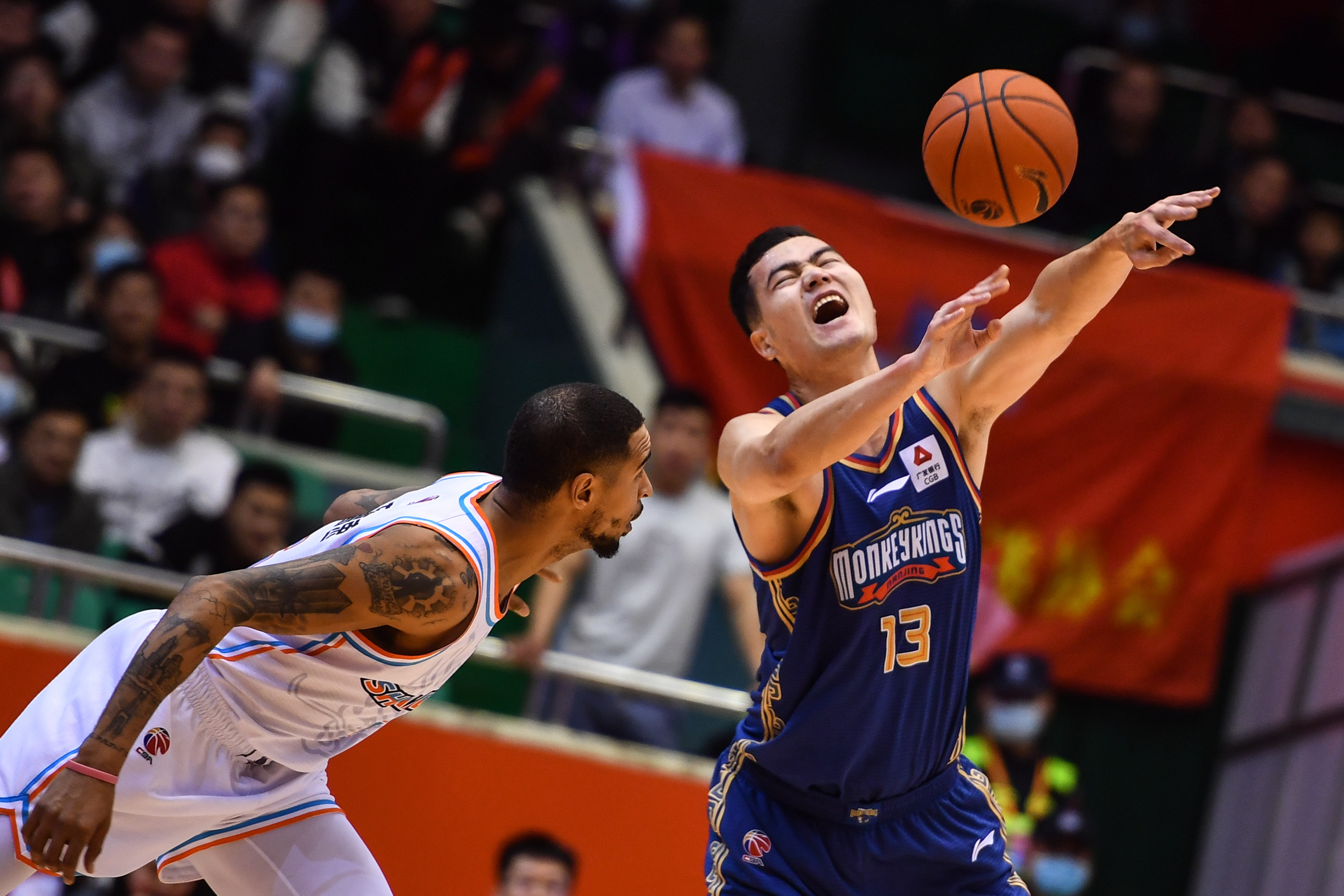 精彩赛况回顾:CBA联赛精彩瞬间 精彩赛况回顾:CBA联赛精彩瞬间