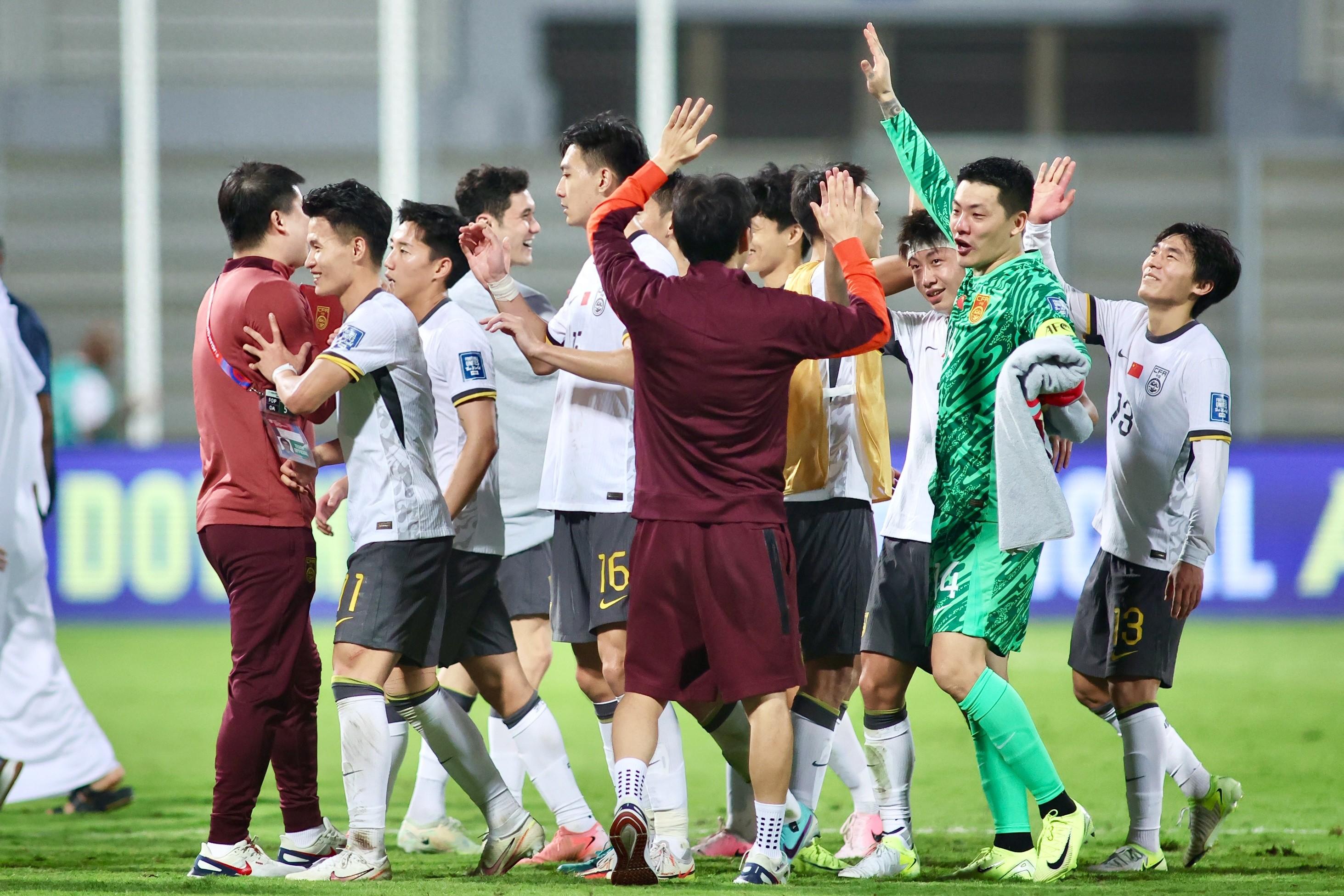 日本队轻取中国队，郑思维统治全场