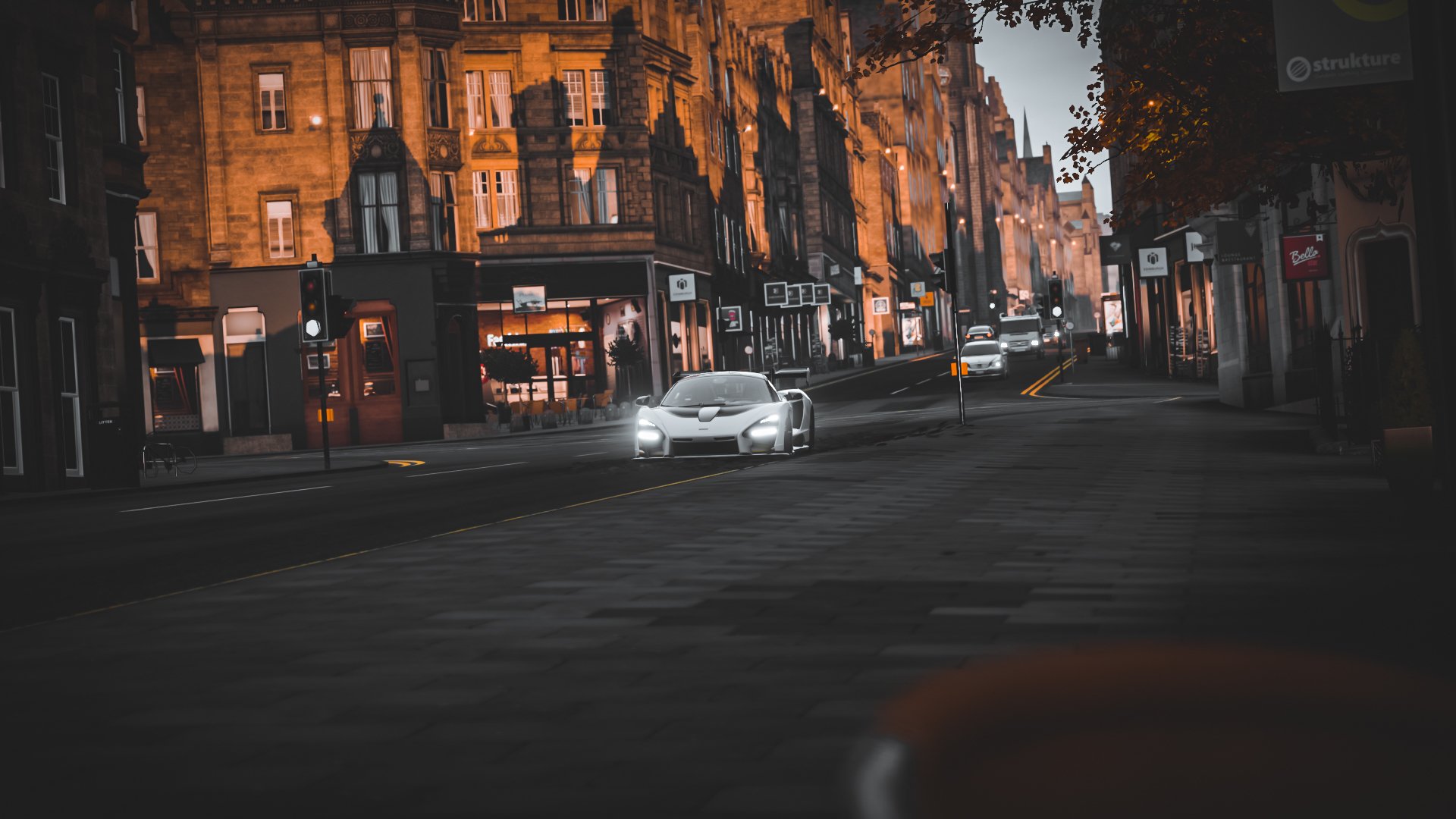 开云体育官网-当赛道被驯服，加克波如何让F1街道赛的夜晚失去悬念